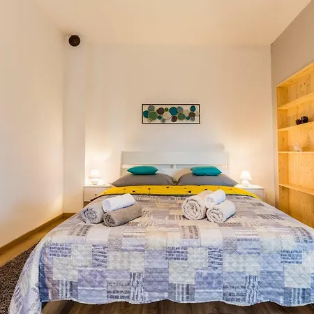 Andrea * Ровинь