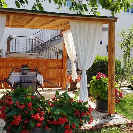 Andrea Apartamento